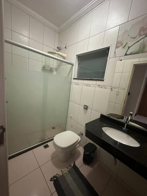 Linda Casa A 200M Da Basilica Nova Villa Апаресида Екстериор снимка