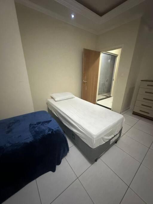 Linda Casa A 200M Da Basilica Nova Villa Апаресида Екстериор снимка